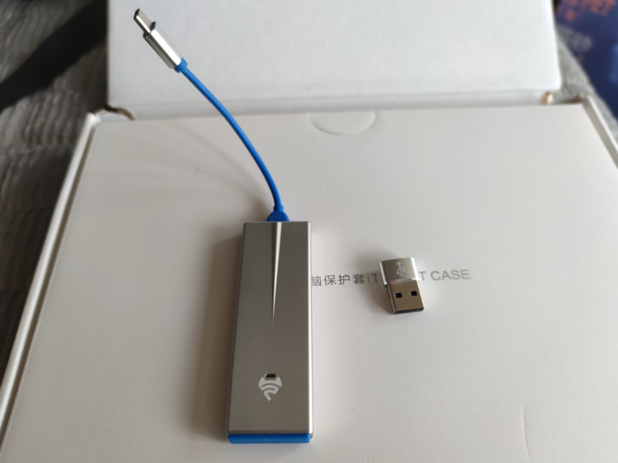 最近我买了一个移动随身WiFi飞猫智联 u8，功能让我意外，但网速一般 - xiaoz博客